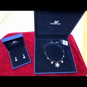 2 pc. Swarovski Star Necklace/Pierced Earrings Set